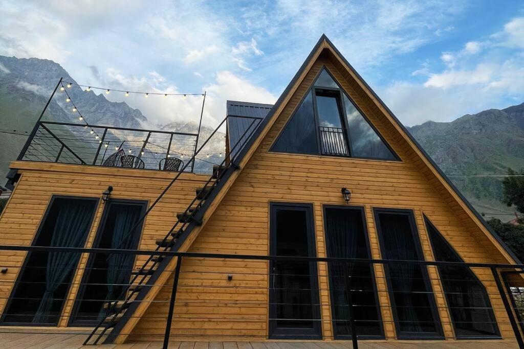 Вилла Magic Hut_Kazbegi Экстерьер фото